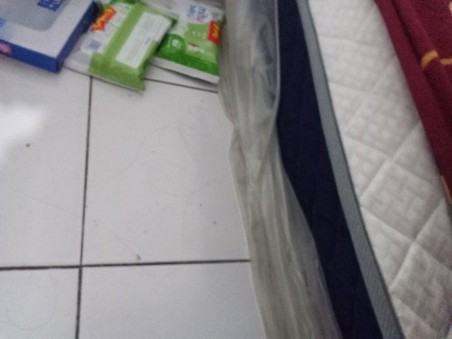 Bayi 6 bulan kurang 9 hari jatuh dri springbed