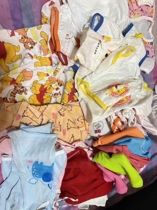 ปล่อยเสื้อผ้าลูกค่ะ