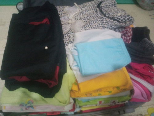 Bagi-bagi preloved baju anak perempuan usia 3bln - 2 thn