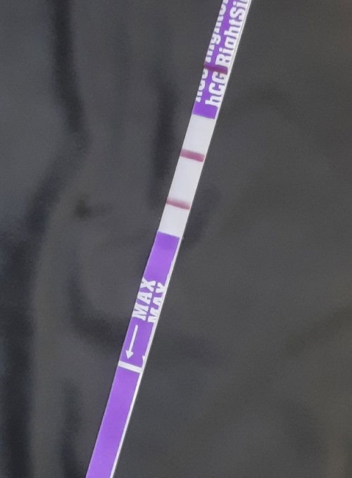 Bunda, aku baru 1 kali tespek.. pas telat 5hr~ apakah hasilnya akurat positif? Apa hrs tespek lagi?