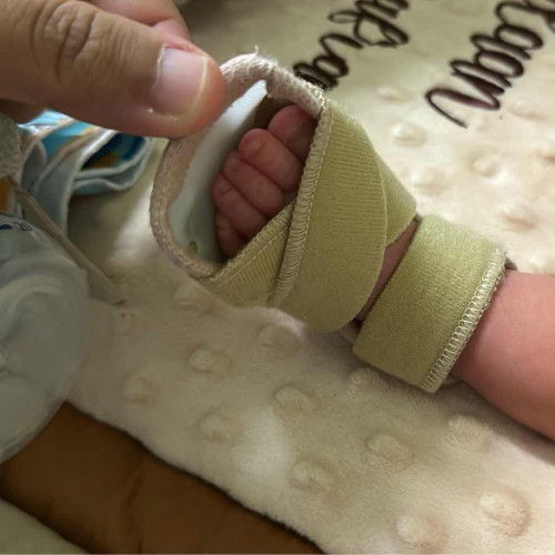 Baby kena pakai kasut