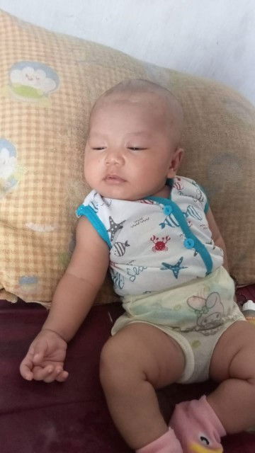 Keluarga suami sibuk suruh saya beri MPASI ke bayi saya