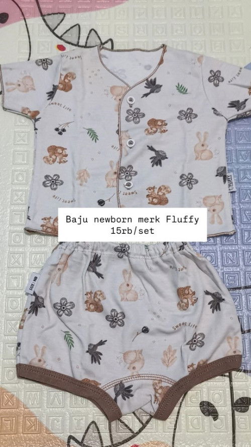 Jual Baju baby prelove like new! mulai 5rb-15rb.