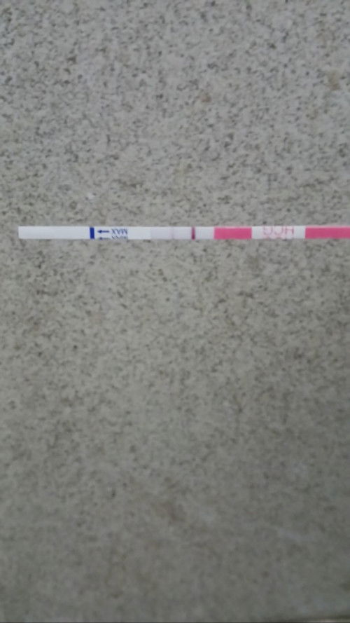 Para bunda mau tanya tespek samar  hamil ngk sih soal belum tanggal haet pas ngecek positif ngk sih