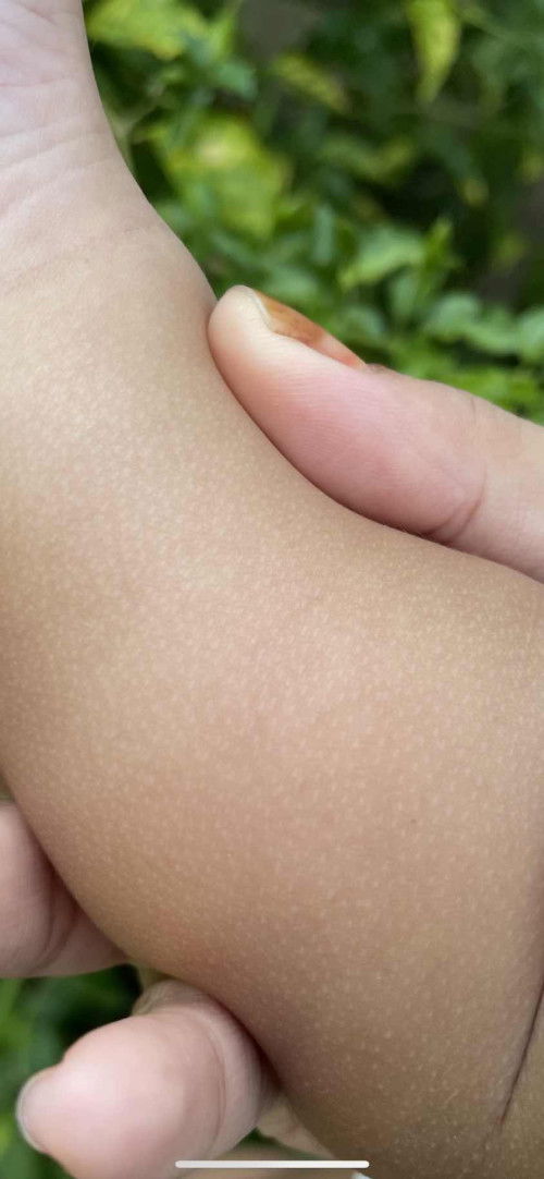 Firt mom baby boy here