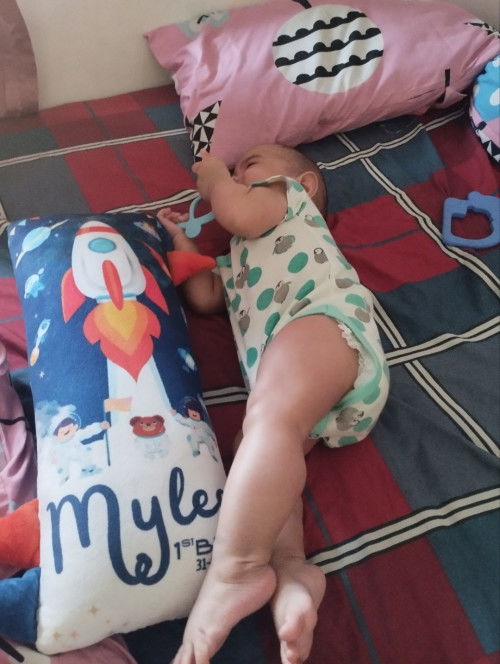 Kaki bayi tegang/kaku