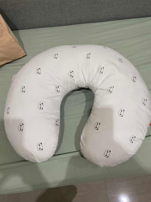 Hibah pompa asi manual & bantal menyusui (bekas)