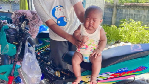 มาอวดรุปลูกน้อยกันแม่ๆวัยรุ่น4เดือน