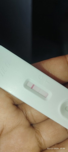 Tengokkan saya blh mommy.. pregnant test pukul 3.00pm