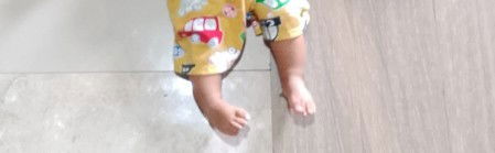 KAKI BAYI 5 BULAN