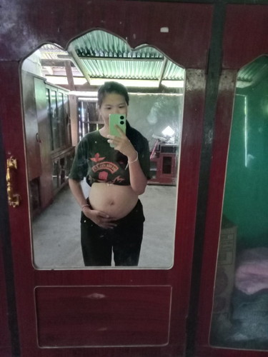 10week 3dท้องแม่ๆออกกันมั้ยคะแล้วน้ำหนักแม่ๆขึ้นกันรึเปล่าค่ะ