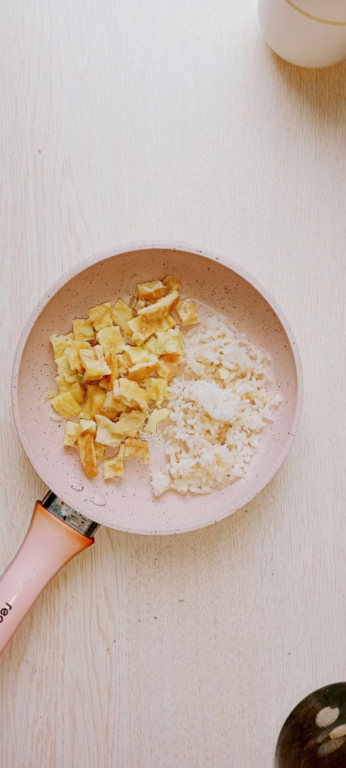 Disini ada ga bunda yg buat MPASI home made tapi masih bingung takut ga sesuai gizinya??