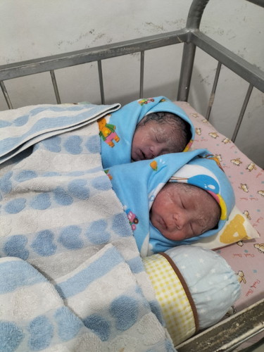 32week lahiran bayi kembar normal, Masya Allah 🥰
