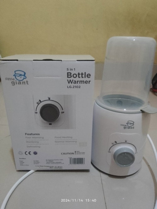 Penghangat dan sterilizer bayi