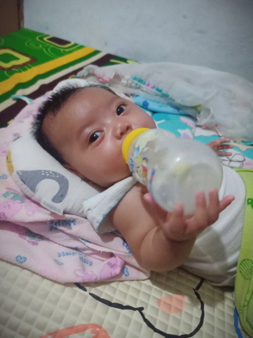 Ank suka nyakar wajah