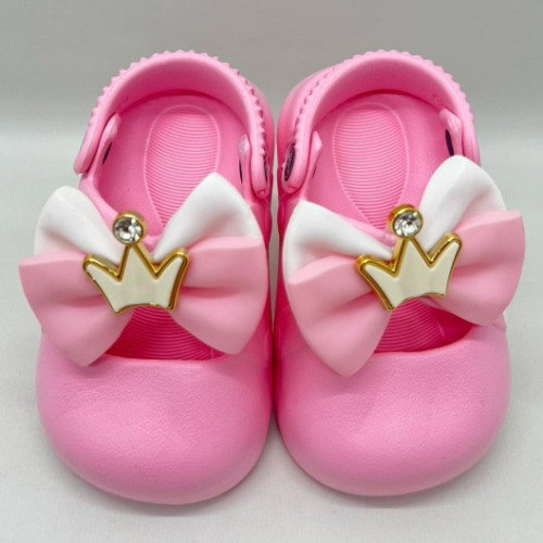 Sepatu bayi perempuan lucu banget