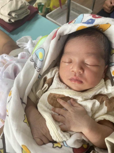 แตกแล้วค่าา40+4wน้องอันปันค่าา