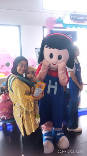 Hari ibu 2024