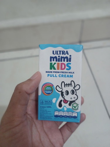 Susu UHT full cream
