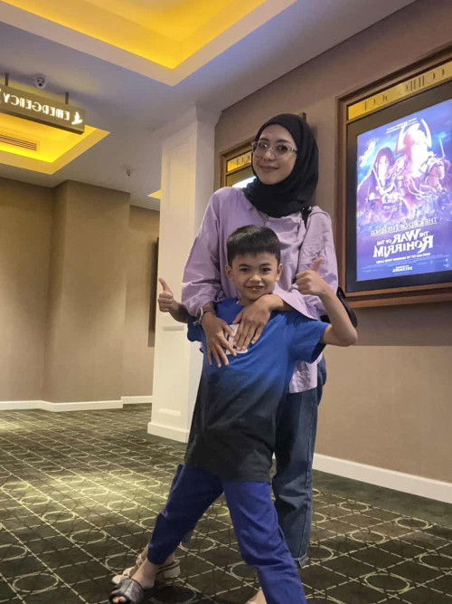 Selamat hari ibu untuk semua ibu di Indonesia