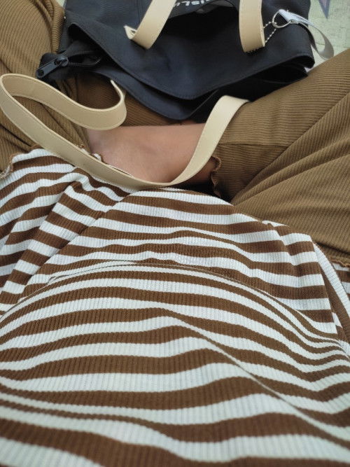 Bun ada gk yg hamil 19minggu tapi perut kecil banget hampir bener2 rata kalau berdri🥲 tiap hari ovt