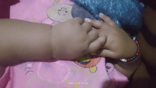 Bayi kalo nen mainin tangan