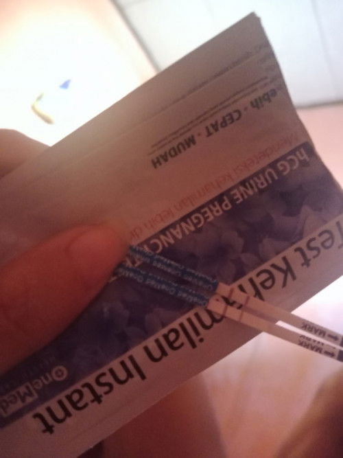 Telat sebulan pas di cek garis 2 huhu ank pertama umur 2 tahun untung udah lepas asi siap ga siap hr