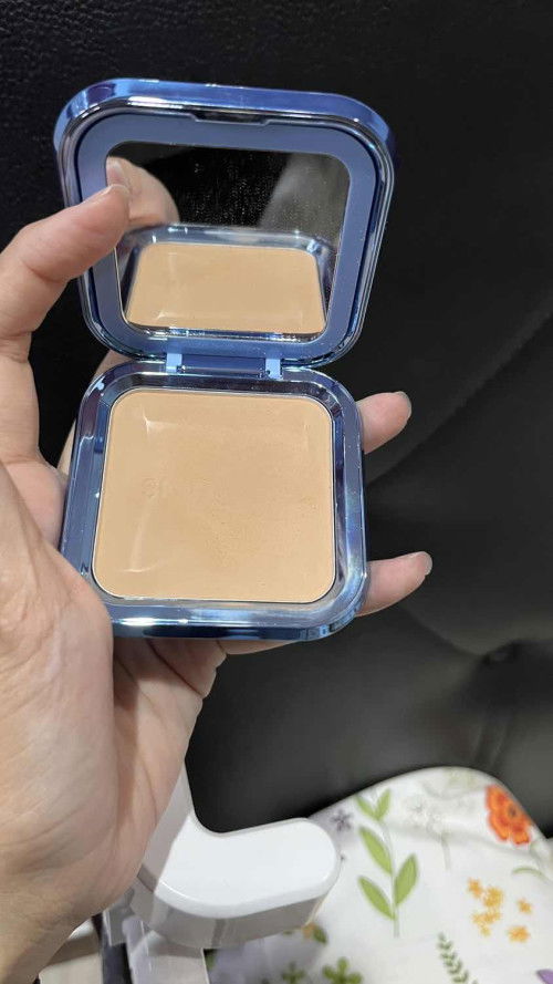 Jual rugi! Preloved skintific powder foundation (shade : beige)