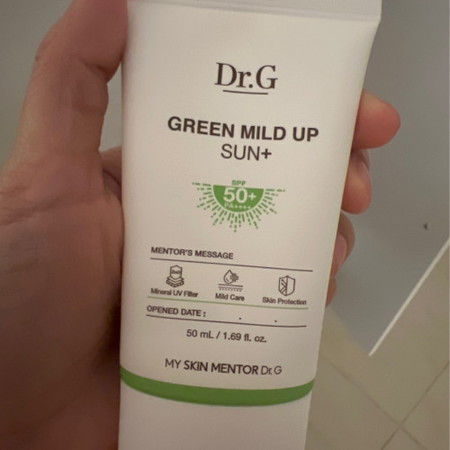 Dr. G green mild up sunscreen