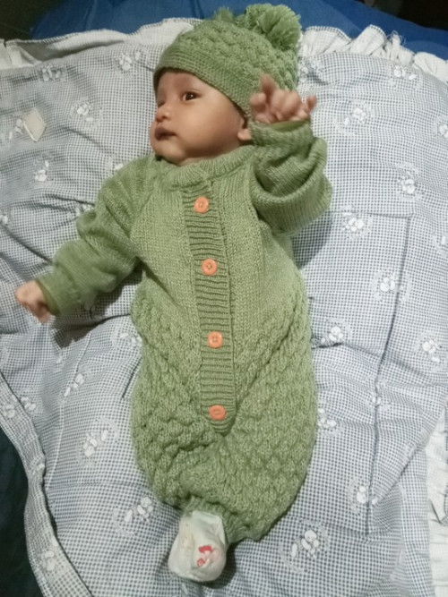 Bayi umur 1 bulan