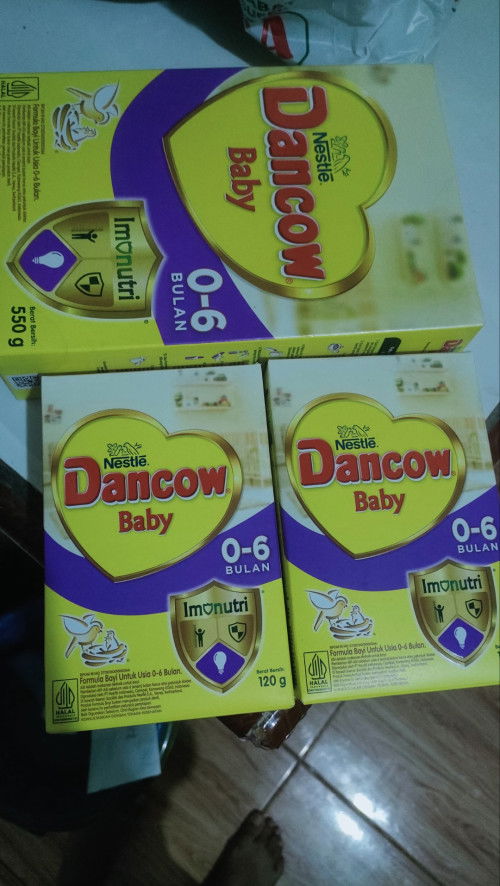 Susu dancow baby 0-6 bulan ada yang minat aku punya beli banyak tnyata anak tdk cocok