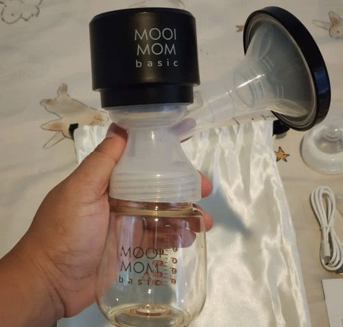 mau jual pompa asi 1x pakai masih baru banget alasan jual tdk mau pake dot ful asi lngsung