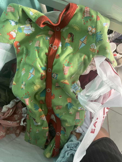 Baju Bekas Bayi Perempuan (For Free)