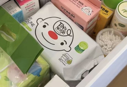 ตามหาทิชชู่เปียกแบรนด์นี้ค่ะ