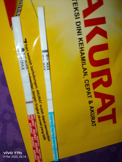 mau tanya, kalau garis 2 kayak gini tapi samar gimana ya hasilnya? Udah 2 kali testpack soalnya