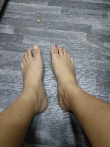Manas ang paa