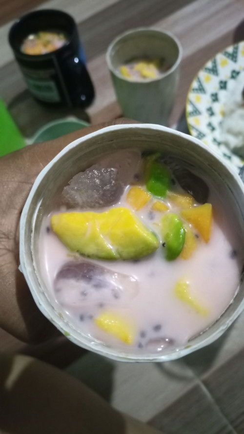 Bun ,ada nggak ya dsini yang seperti aku hamil 8 Minggu bawaannya Mudah banget masuk angin ?? Pilek