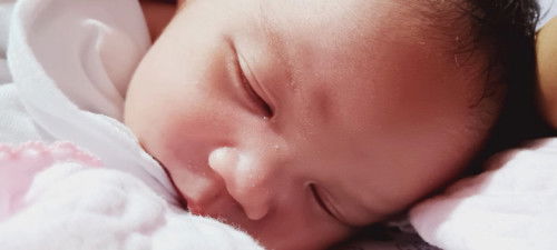 Dark cirle sa ilalim ng mata ni baby?