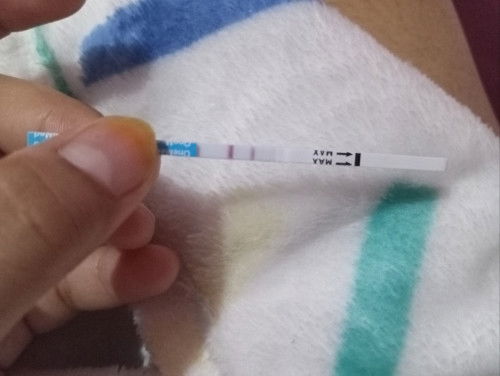 Hpht 14februari aku udah telat seminggu,, belum cek dokter ada yg sama ngga ya bun