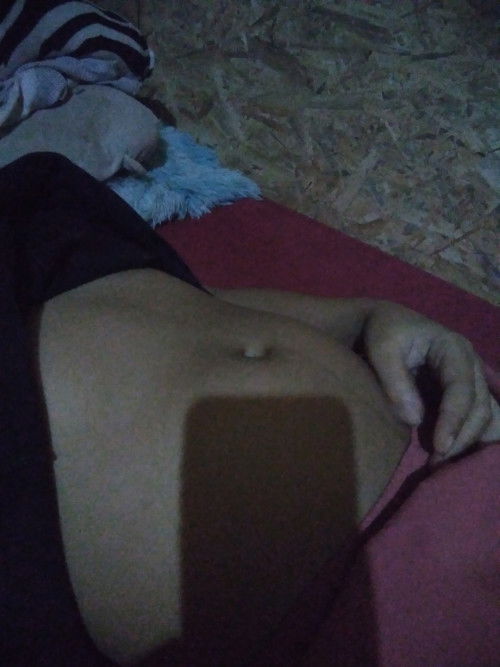 Normal poba matigas samay bandang baba ng tyan tas sa taas malambot