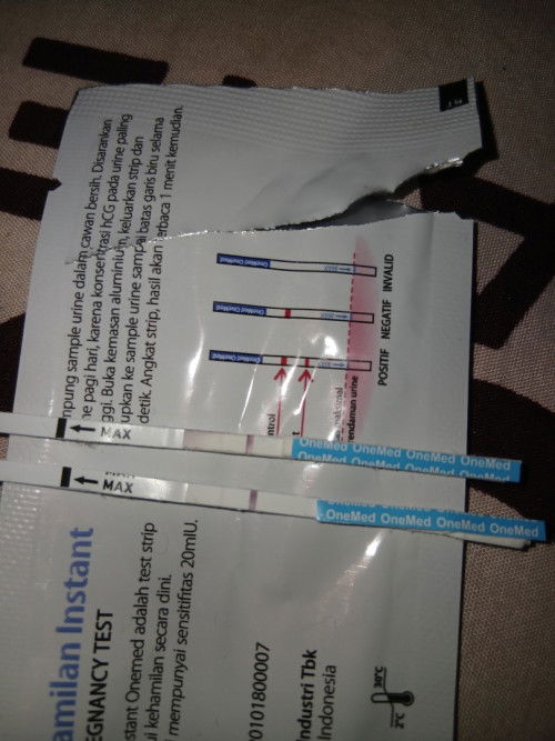 Phpt 11 feb smpai 19 april, 2x ditespek samar dan 3x tespek negativ, tiba" tgl 20 aprilnya haid...