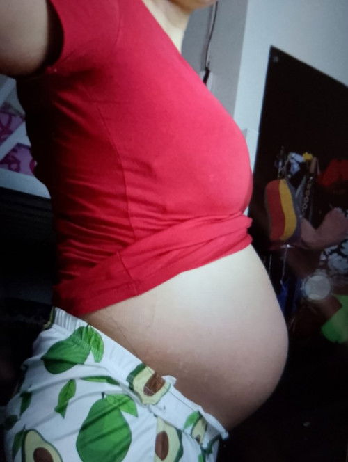 30 weeks and 2days pregnant.. Normal lng po ba size nya?
