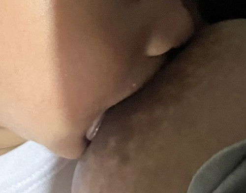 Latching ni baby