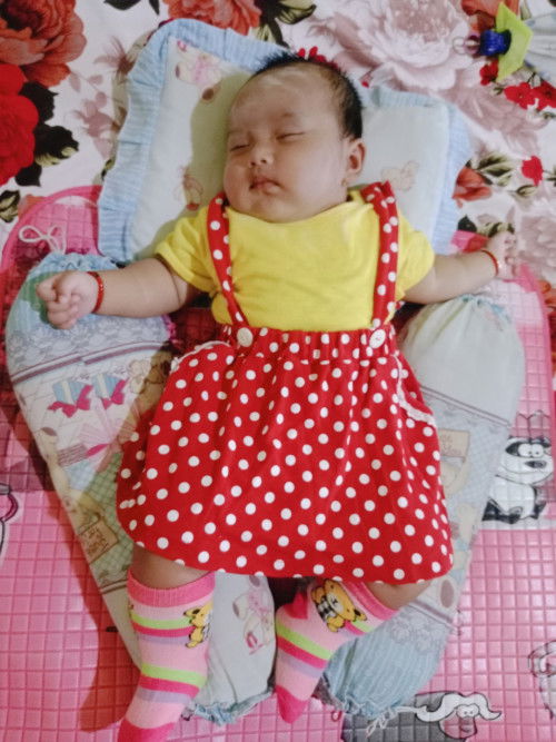 Bayiku 4bln BB nya 7,5kg.
Tapi blm bisa tengkurap.apakah gpp ya bun?