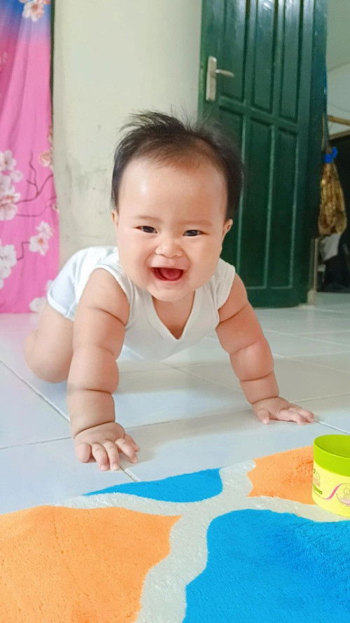 Bayi Oktober 2024
