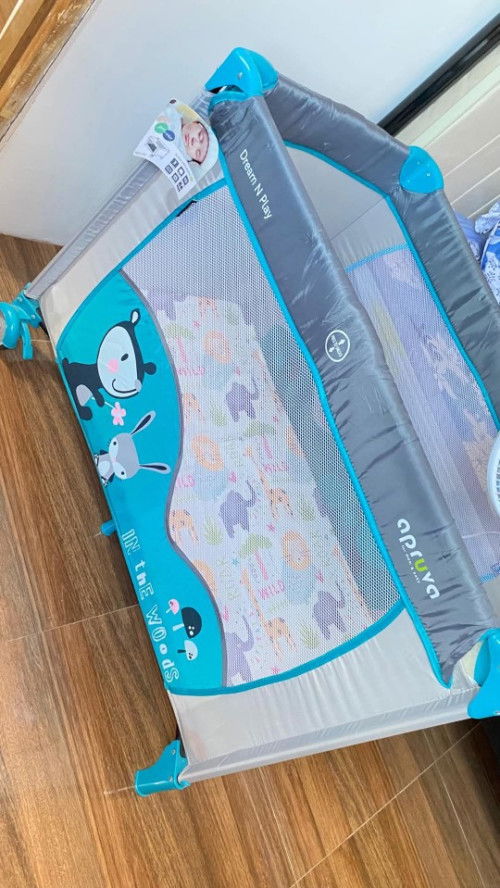 PRELOVED CRIB AND FOAM