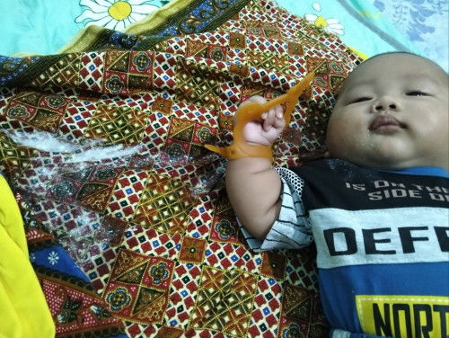 Gumoh( muntah asi berlebihan)