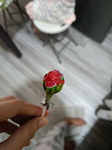 Yung anak ko nakain Niya Yung ibang part Ng plastic Ng lollipop. Maitatae Niya Kaya Yun?