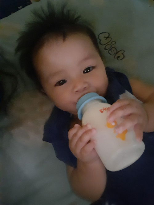 อวดลูกสาวค้าบบบ 6เดือนกับ3วันแล้ววว💗💗