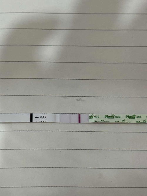 ขึ้นจางๆแบบนี้ท้องใมค่ะ